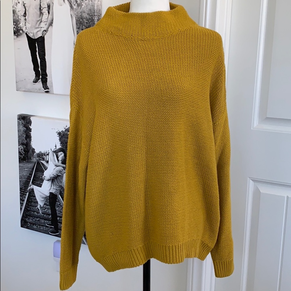 NWT Mustard/Gold sweater